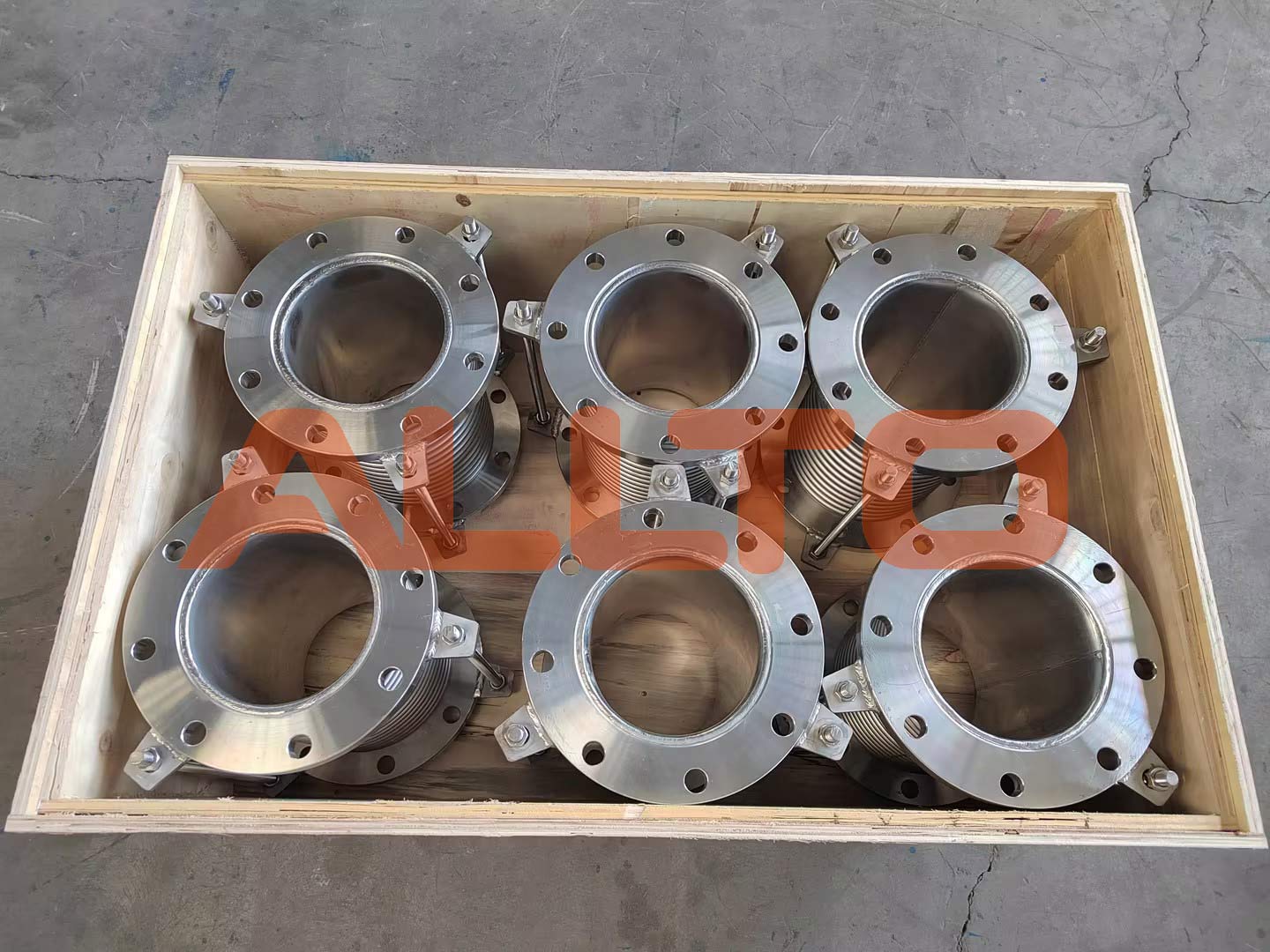 Expansion Joint Complete With Shipping Rods Expansion Joint Complete With Shipping Rods